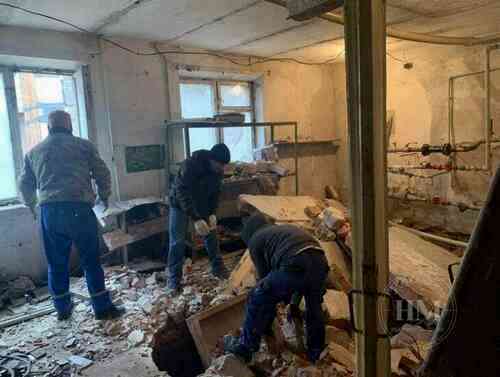 В общежитии на левом берегу Днепра обвалилась стена: что стало причиной - рис. 2