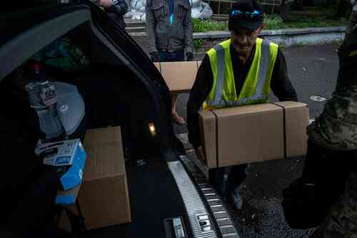 Волонтеры Днепра передали бойцам теробороны тонны гуманитарной помощи (Фото) - рис. 3